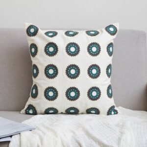 Διακοσμητική Μαξιλαροθήκη Κεντητή Με Κύκλους Τιρκουάζ