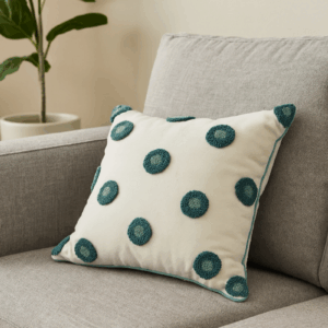 Διακοσμητική Μαξιλαροθήκη με Ανάγλυφα Πουά