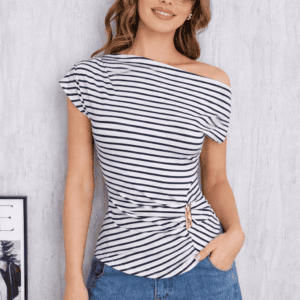 Γυναικεία Ριγέ Μπλούζα One-Shoulder με Μεταλλική Λεπτομέρεια